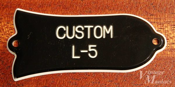 Gibson L-5のトラスロッドカバー