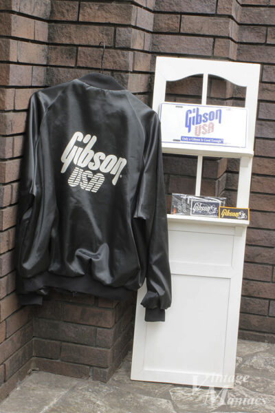 Gibson USAのロゴ入りビニールジャケット